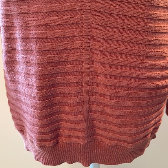 NWOT New York & Company Soho Jeans Sweater - Picture 13 of 16